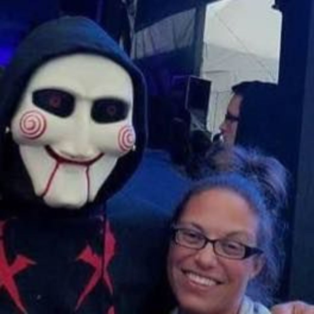 Meet your Posher, Melissa